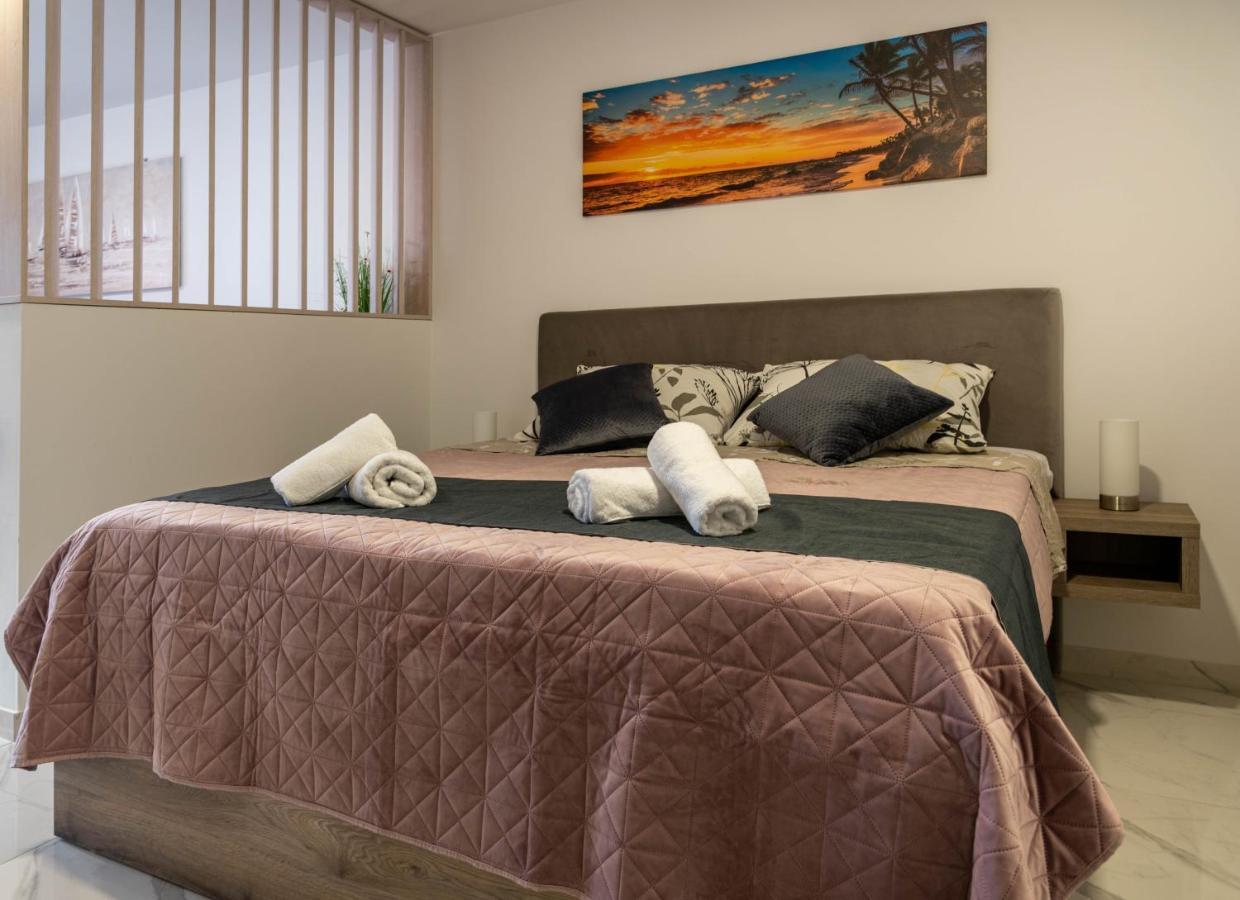 Apartmani Dalmacija Drage Esterno foto