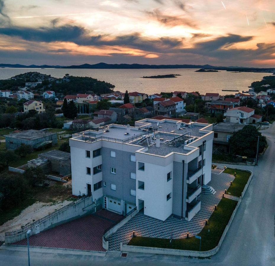 Apartmani Dalmacija Drage Esterno foto