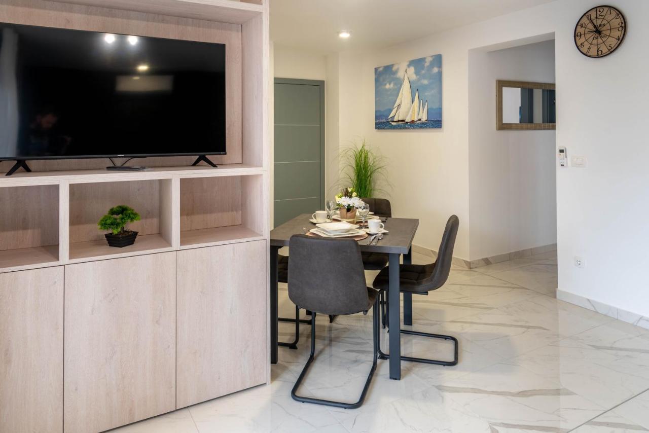 Apartmani Dalmacija Drage Esterno foto