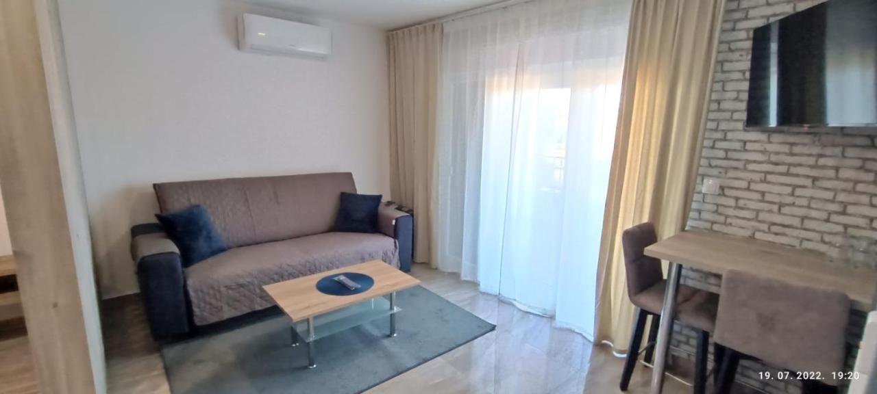Apartmani Dalmacija Drage Esterno foto