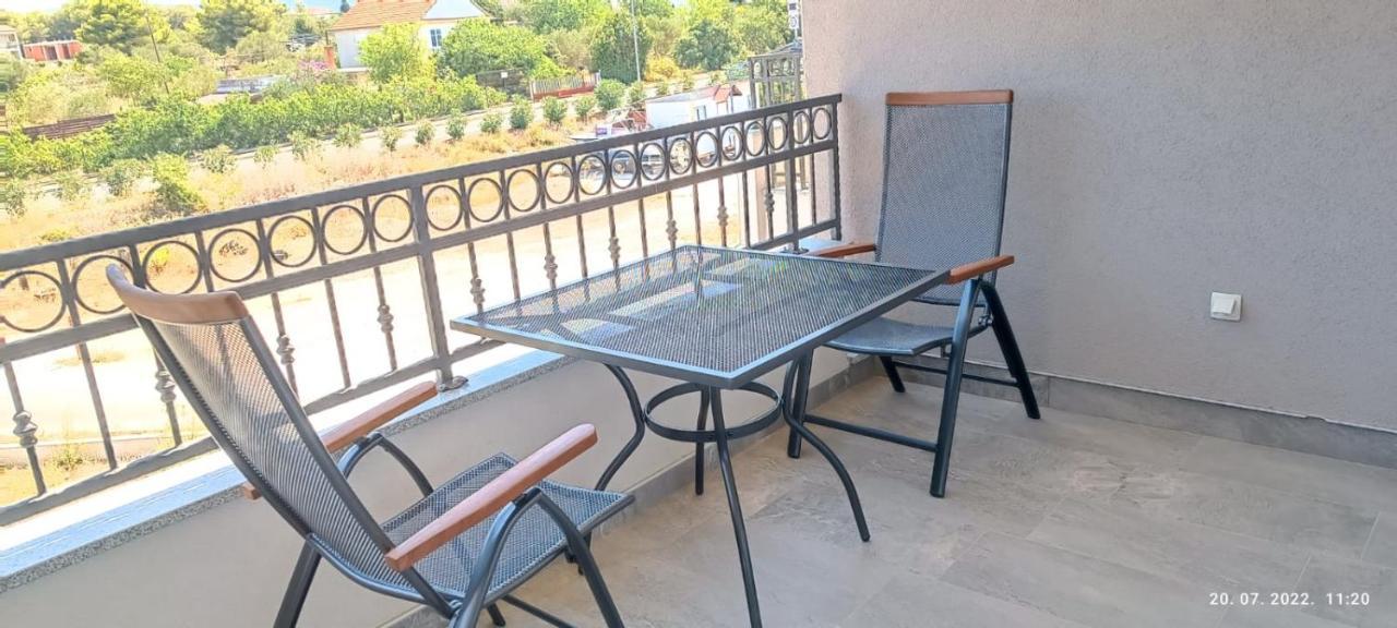 Apartmani Dalmacija Drage Esterno foto