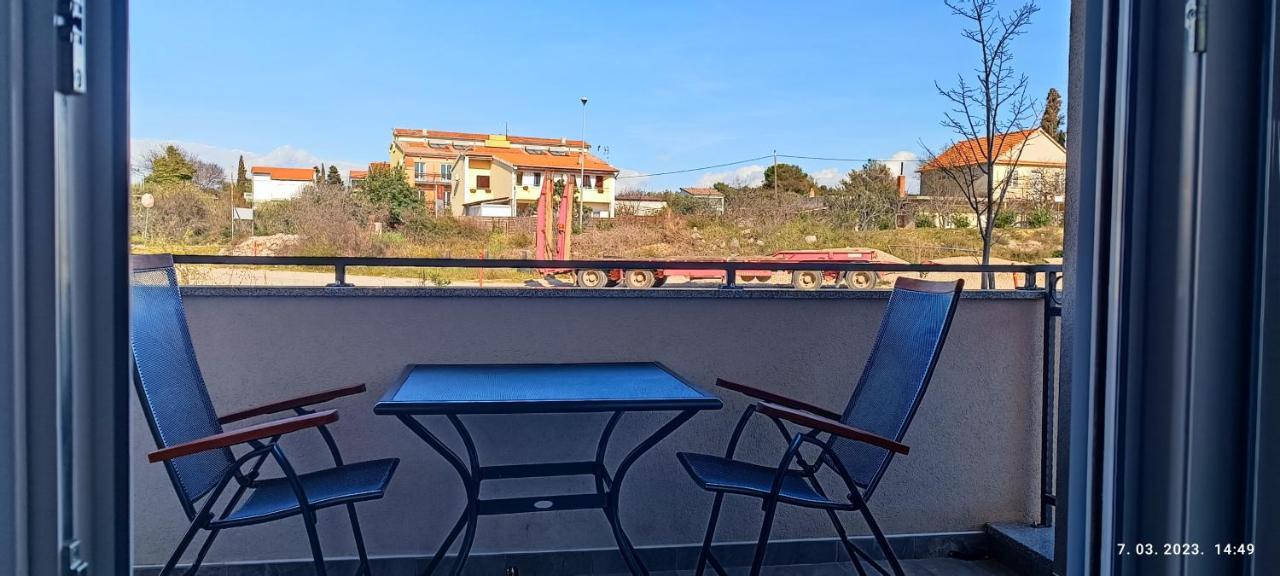 Apartmani Dalmacija Drage Esterno foto