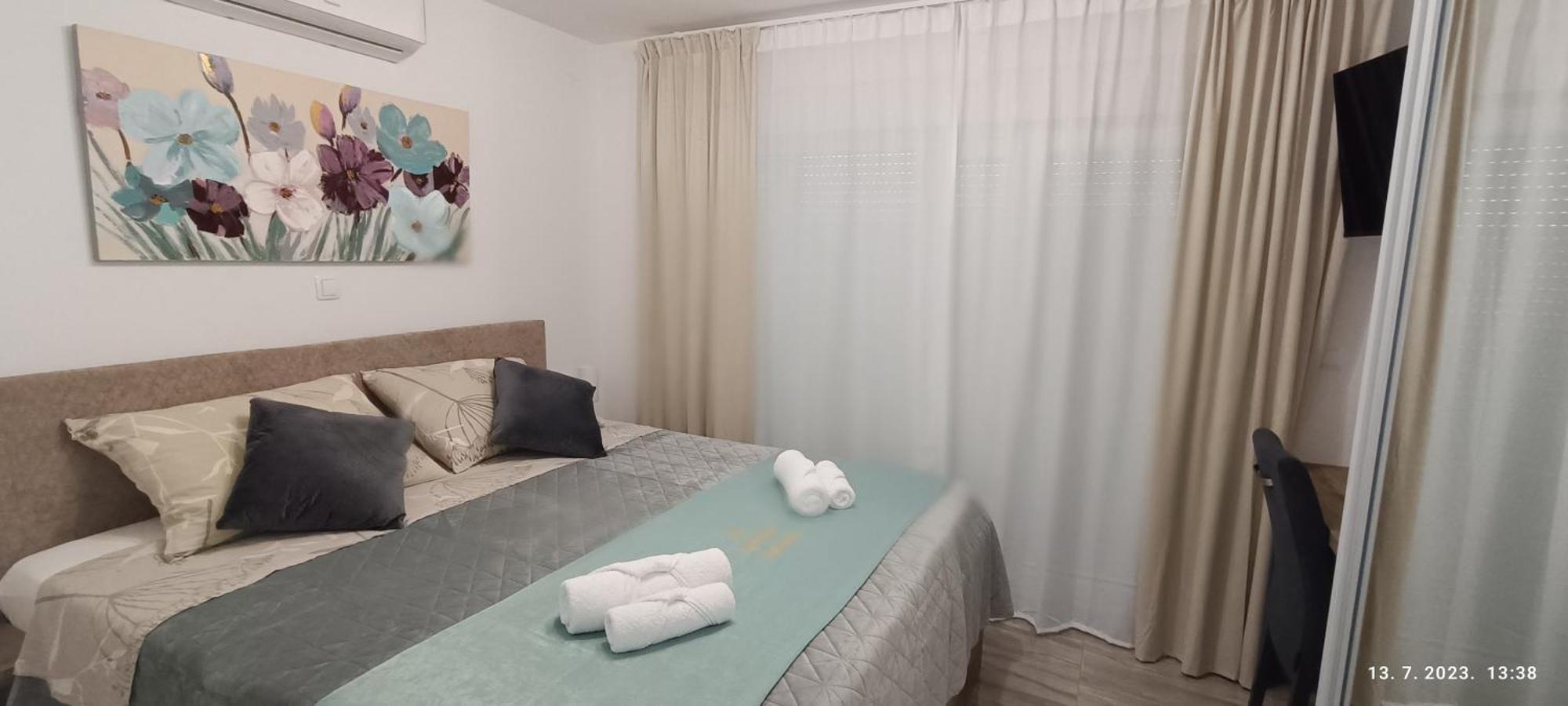 Apartmani Dalmacija Drage Esterno foto